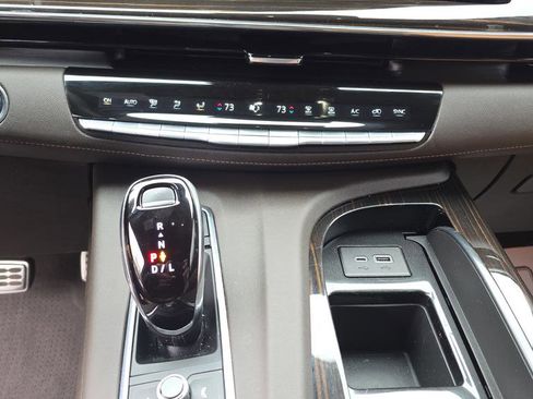 Certified 2022 Cadillac Escalade Sport w/ Touring Package image 36