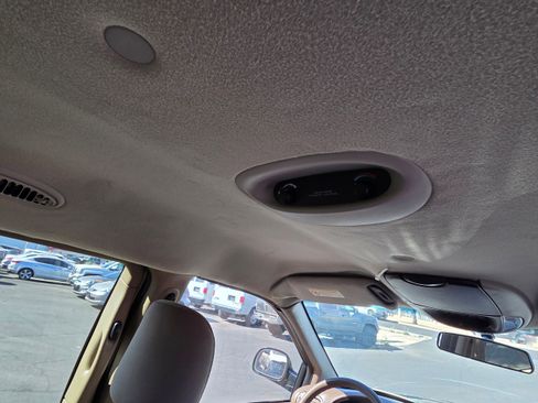 Used 2003 Chrysler Town & Country LX image 25