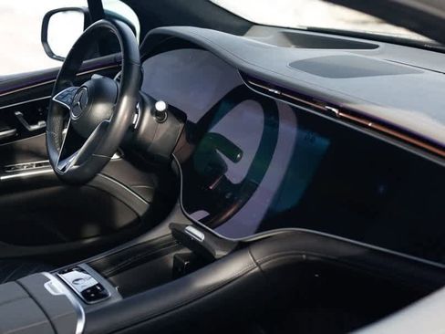 Certified 2023 Mercedes-Benz EQS 580 4MATIC SUV image 23