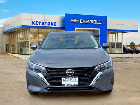 Used 2025 Nissan Sentra S w/ Trunk Package FWD image 2