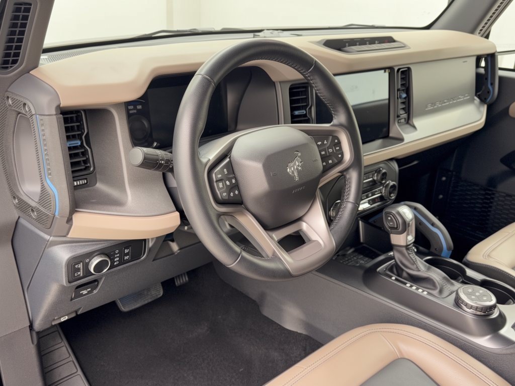 Used 2024 Ford Bronco Wildtrak AWD/4WD image 4