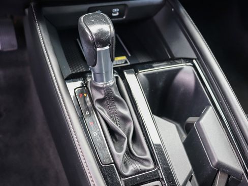 Used 2023 Honda Accord Touring image 27