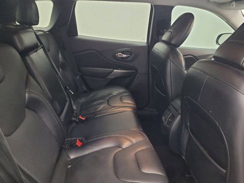 Used 2020 Jeep Cherokee Latitude Lux w/ Quick Order Package 26H Lux image 19