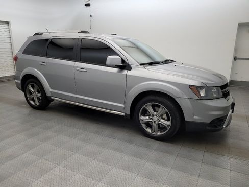 Used 2017 Dodge Journey Crossroad FWD image 11