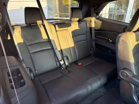 Used 2022 Honda Pilot Black Edition image 17