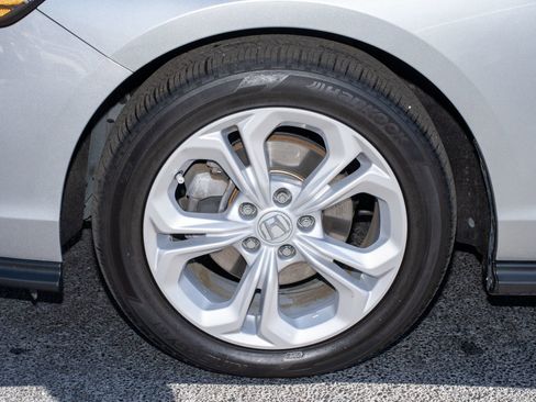 Used 2024 Honda Accord LX image 36