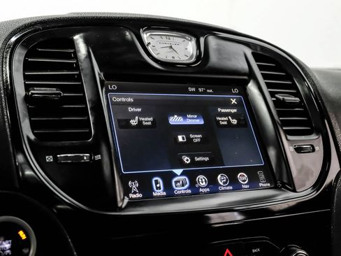 Used 2015 Chrysler 300 S w/ 300S Premium Group RWD image 39