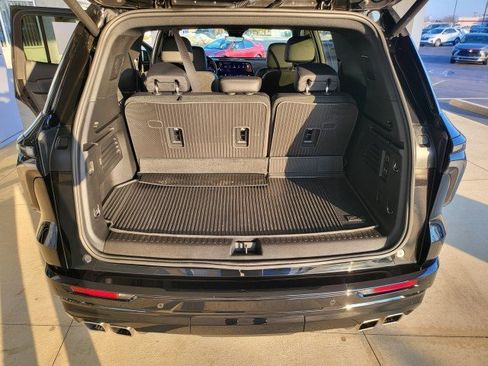 Used 2026 Chevrolet Traverse High Country w/ LPO, Floor Liner Package image 18