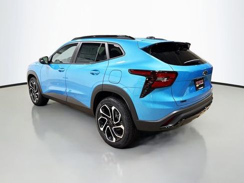 New 2026 Chevrolet Trax RS w/ Sunroof Package FWD image 10