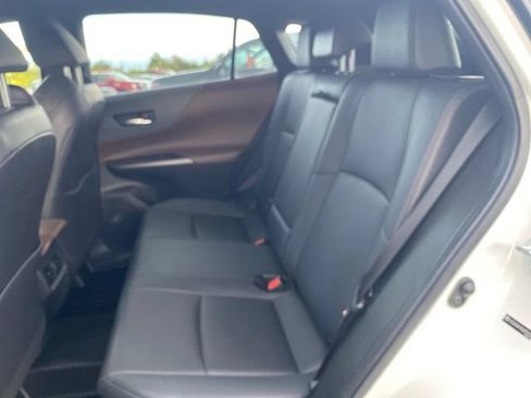 Used 2021 Toyota Venza Limited AWD/4WD image 29