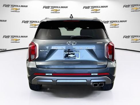 Used 2025 Hyundai Palisade SEL FWD image 6