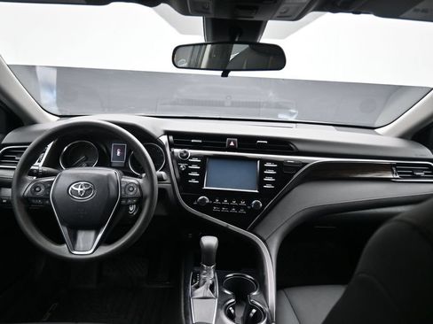 Used 2019 Toyota Camry LE FWD image 35