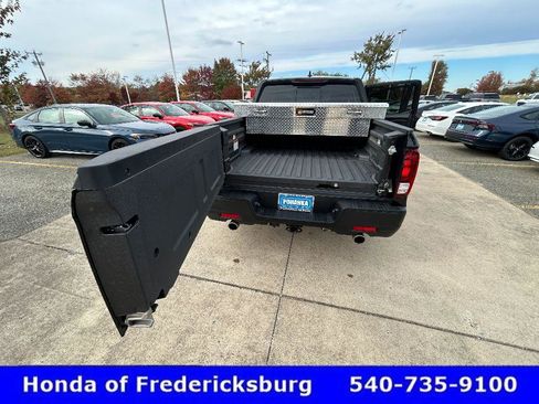 Certified 2025 Honda Ridgeline RTL image 18