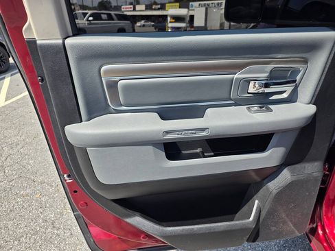 Used 2018 RAM 1500 Big Horn AWD/4WD image 20