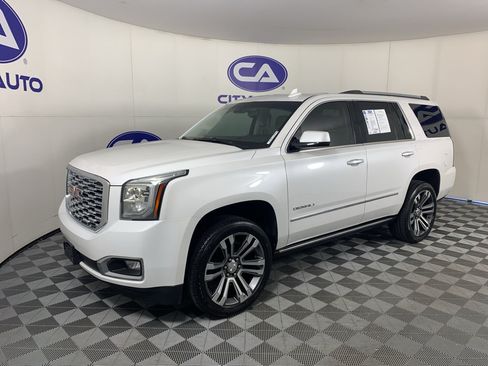 Used 2020 GMC Yukon Denali w/ Denali Ultimate Package RWD image 7