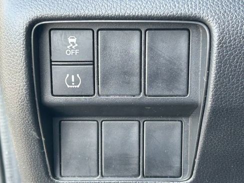 Used 2018 Honda CR-V LX image 22
