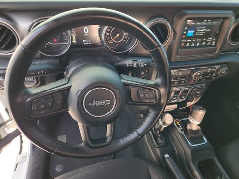 Used 2021 Jeep Wrangler Sport AWD/4WD image 29