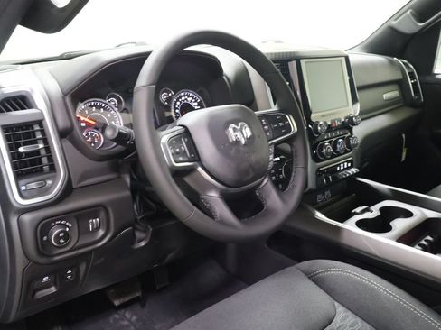 New 2026 RAM 1500 4x4 Crew Cab image 18