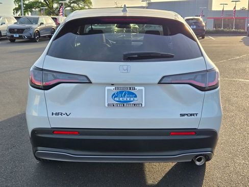 New 2026 Honda HR-V Sport image 5