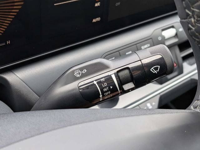 Used 2026 Kia K4 EX FWD image 23