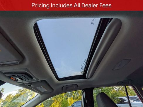 Certified 2022 Toyota Corolla Cross LE w/ Moonroof Package FWD image 22