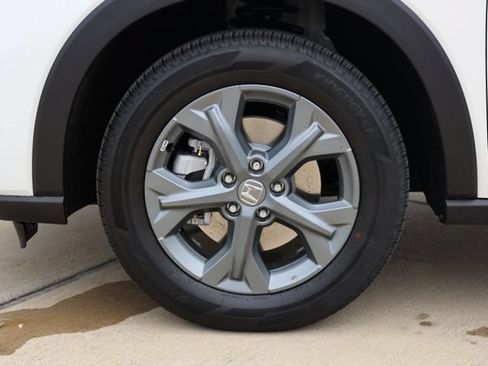 New 2027 Honda HR-V LX image 9