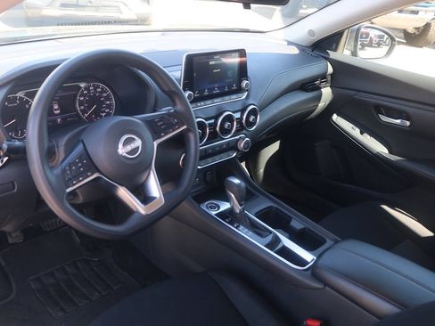 Used 2024 Nissan Sentra SV FWD image 27