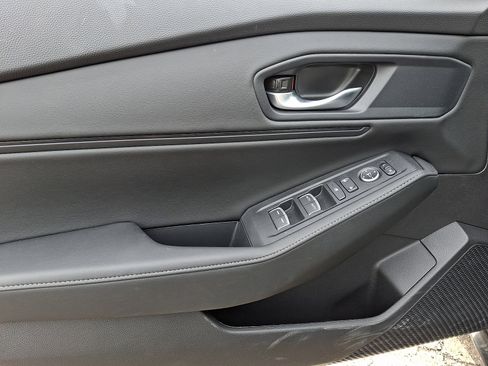 Certified 2025 Honda Accord Sport image 15