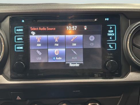 Used 2019 Toyota Tacoma SR image 18