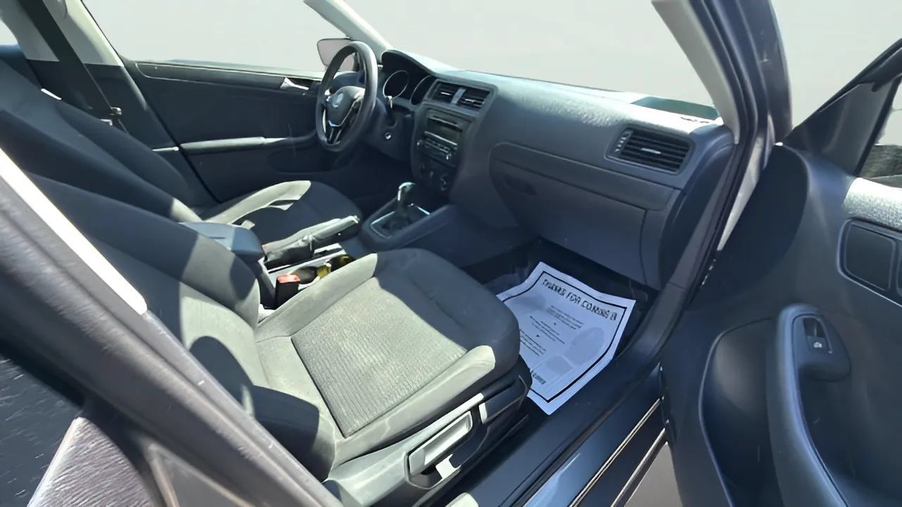 Used 2015 Volkswagen Jetta S FWD image 9