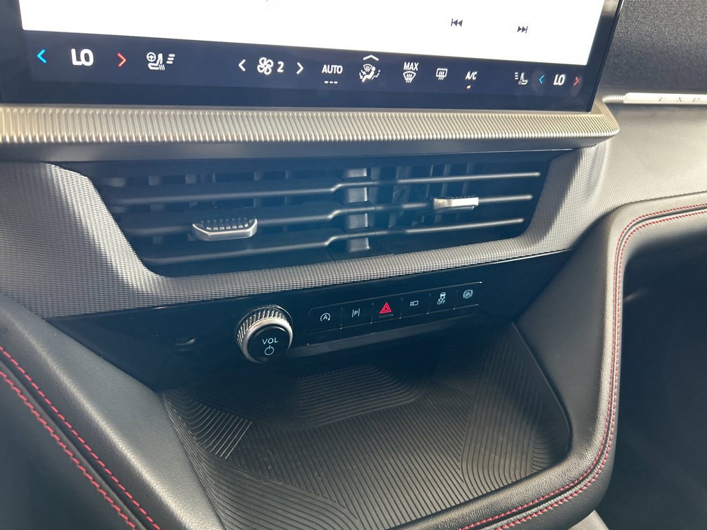 Used 2025 Ford Explorer ST-Line AWD/4WD image 46