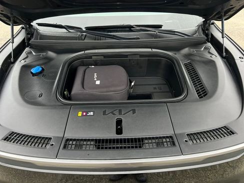 Used 2024 Kia EV9 Wind image 32