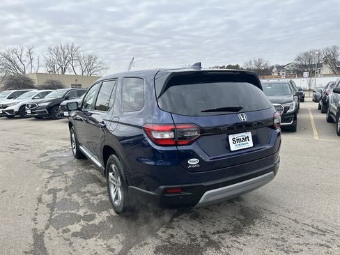 Certified 2025 Honda Pilot EX-L image 5