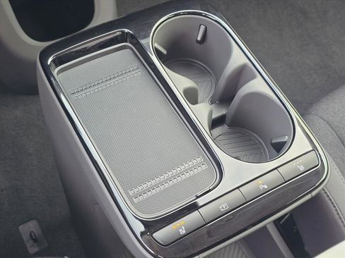 New 2026 Hyundai Ioniq 5 SE image 15