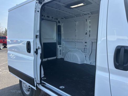 New 2026 RAM ProMaster 1500 w/ Convenience Group image 8