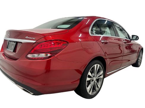 Used 2016 Mercedes-Benz C 300 4MATIC Sedan image 4