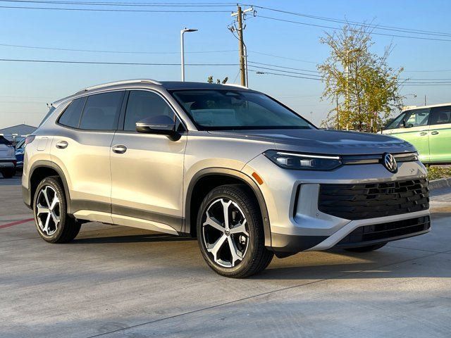 New 2025 Volkswagen Tiguan SE FWD image 6