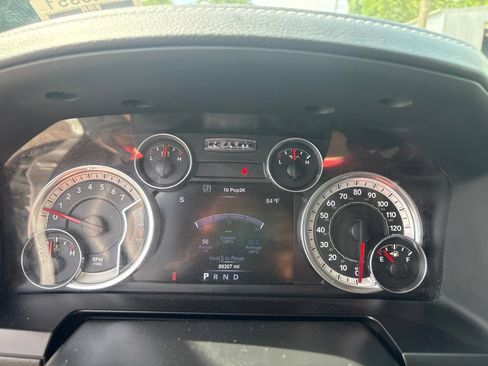 Used 2016 RAM 1500 Sport w/ Convenience Group AWD/4WD image 18