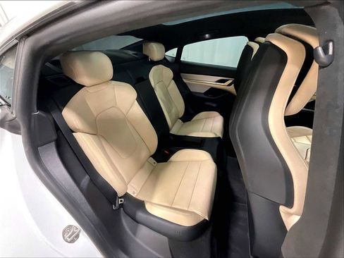 Used 2020 Porsche Taycan Turbo S image 32