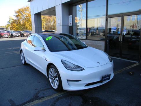 Used 2018 Tesla Model 3 Long Range image 2