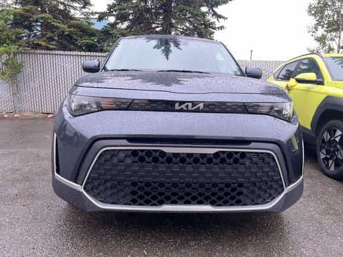 Certified 2025 Kia Soul LX FWD image 29