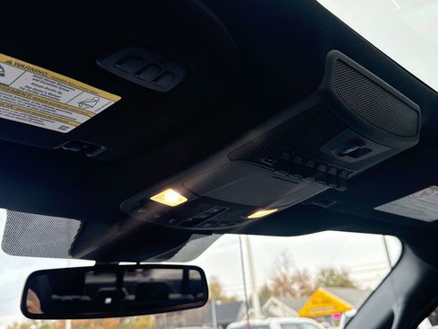 Used 2022 Ford F350 Lariat w/ Black Appearance Package image 51