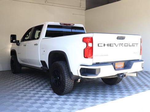 Used 2022 Chevrolet Silverado 3500 High Country w/ Safety Package II AWD/4WD image 16