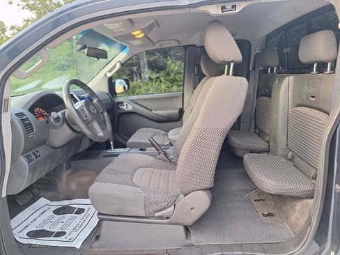 Used 2014 Nissan Frontier SV RWD image 13