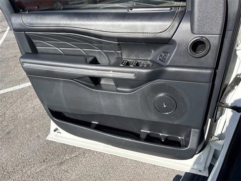 Used 2022 Ford Expedition Max Platinum image 10