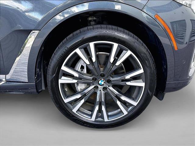 Used 2020 BMW X7 xDrive40i w/ Premium Package AWD/4WD image 10