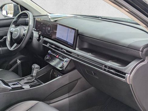 Used 2025 Hyundai Tucson SEL FWD image 23