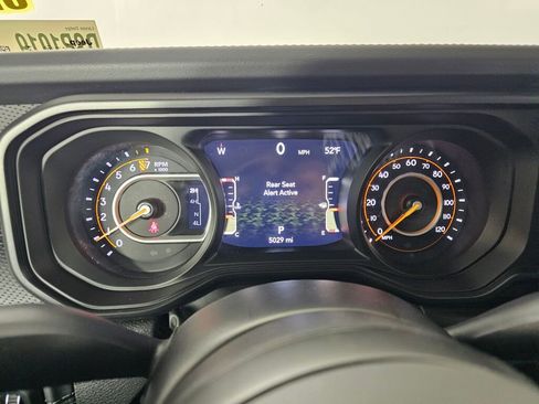 Used 2025 Jeep Gladiator Rubicon w/ Safety Group image 24