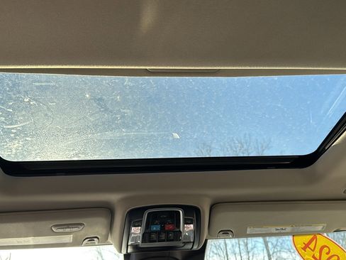 Used 2024 RAM 2500 Laramie w/ Safety Group image 29