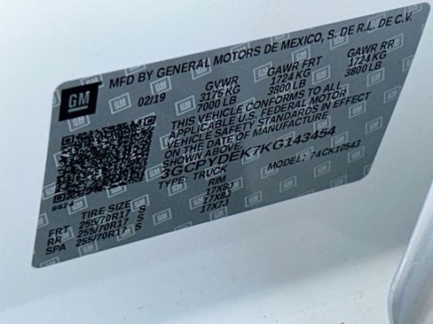 Used 2019 Chevrolet Silverado 1500 LT w/ All-Star Edition image 32